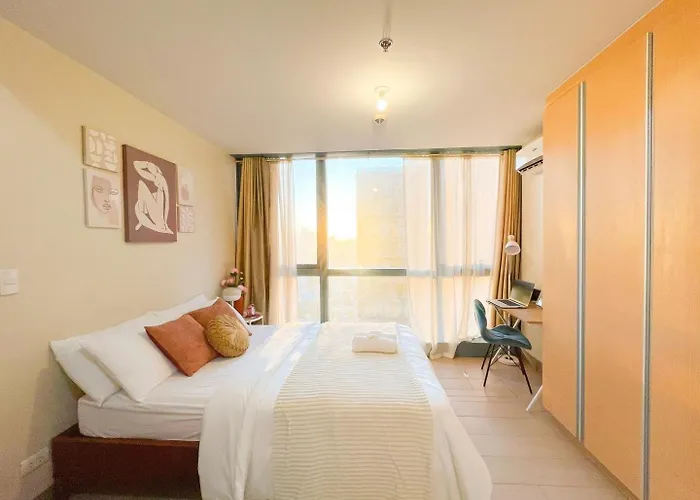 Holiday home Bgc Near Uptown Area #oursw30b2 Manila